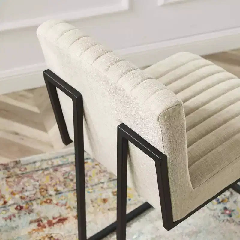 Tabouret de bar à hauteur de comptoir en tissu touffeté Indulge Channel